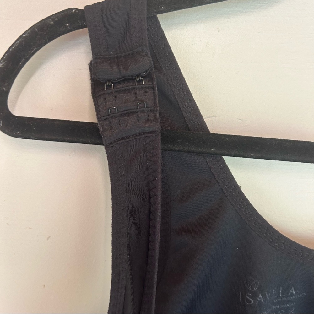 Isavela compression garment - Picture 7 of 8